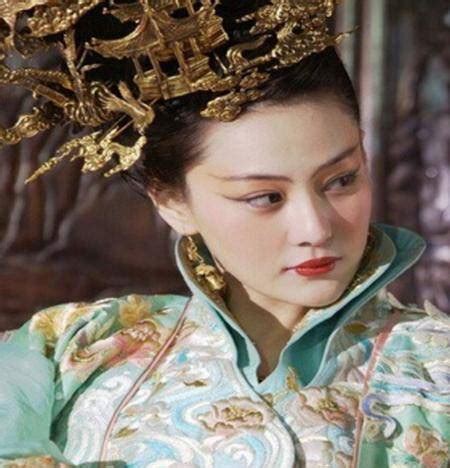 万贞儿：宫女出身，比皇帝大了17岁，却宠冠后宫，不离不弃__财经头条