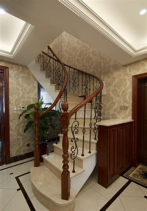 小别墅室内楼梯图片 – 设计本装修效果图