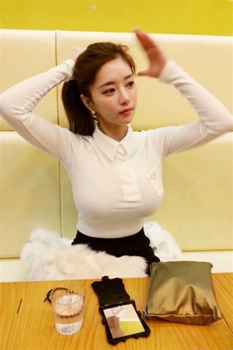 好看韩国女主播图片