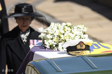菲利普亲王葬礼在温莎城堡圣乔治教堂举行