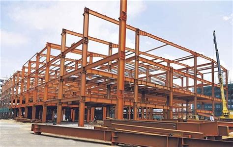 平屋面钢结构安装工程施工工序及其优势_广东辉英钢管有限公司