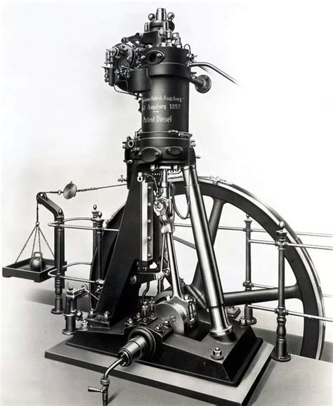 法拉第是这样发明发电机的，变化的磁场产生电