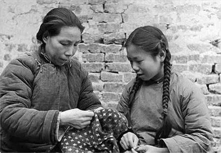 新中国70周年华诞特辑：中国女性的服装变迁史诗-祺馨色彩