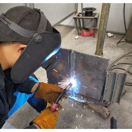 我县全力推进电气焊设备“加芯赋码” 实现电气焊作业“安心焊”