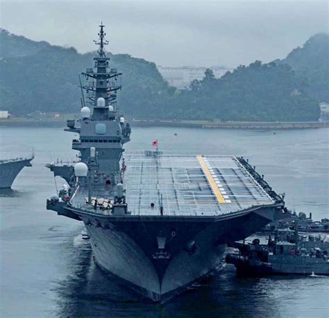 日媒：中国军舰在南海监视日本准航母 仅距5公里_手机新浪网