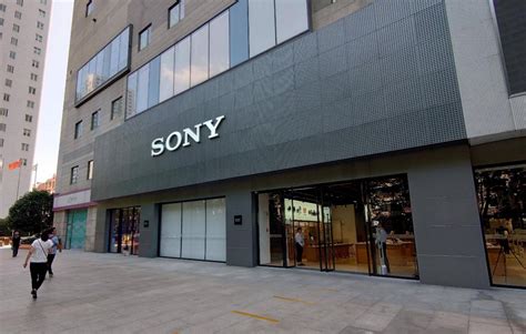 南京首家索尼直营店正式开业 | 每经网