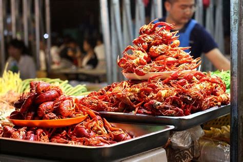堂食还是外卖，小龙虾在哪个市场更有想象空间？