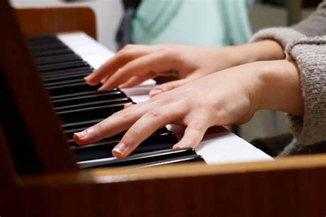 南山成人学钢琴,节奏感差怎么办 - 八方资源网