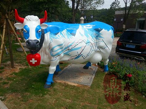 楼盘景区园林开荒牛雕塑大型仿真动物玻璃钢黄牛大水牛雕塑-阿里巴巴
