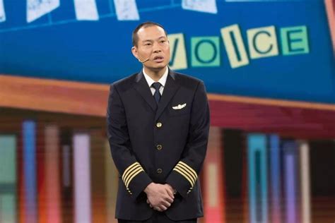 “真实又紧张”，《中国机长》原型英雄刘传健为电影点赞 - 周到上海