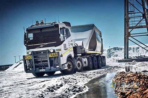 长22米重56吨 DHL快递南非启用公路列车_奔驰_奔驰Actros_卡车之家