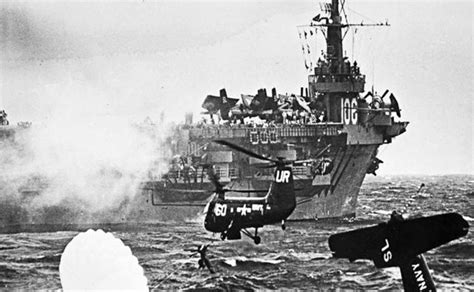 莱特湾海战：日本海军最后的挣扎，人类战史上最大航母战斗群对决