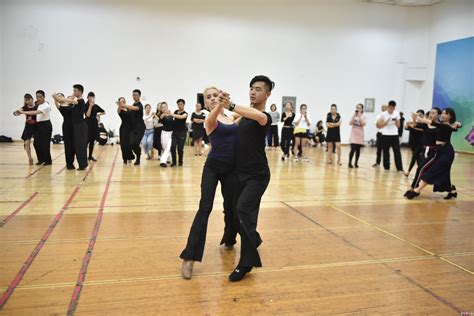 舞蹈授课,初学舞蹈的基本,现代舞蹈学_大山谷图库