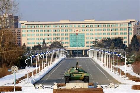 中国十大军校排名 国防大学第一,第十成立于1931年(2)_排行榜123网