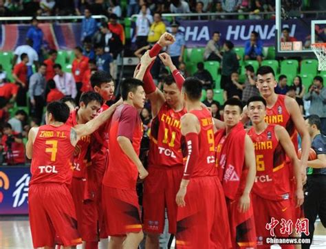 男篮亚锦赛：中国大胜印度46分 半决赛对阵伊朗|对阵|中国队_凤凰资讯