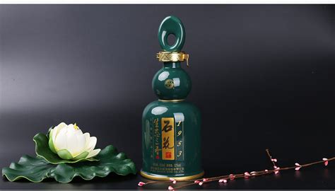石花生态三香1953-产品中心-霸王醉系列-清香型白酒-武汉