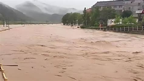 救援现场画面！江西抚州特大暴雨导致大规模城镇内涝_腾讯视频