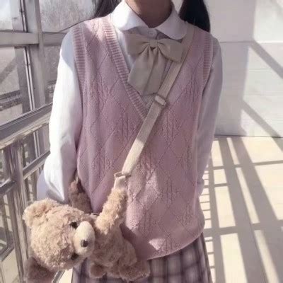 女生头像温柔锁骨