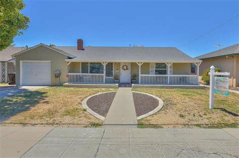 1010 Iverson Cir, Salinas, CA 93901 - 3 Beds | 2/1 Baths (Sold ...