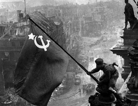 莫斯科 斯大林格勒：哪场战役是苏德战争的拐点_凤凰网历史_凤凰网