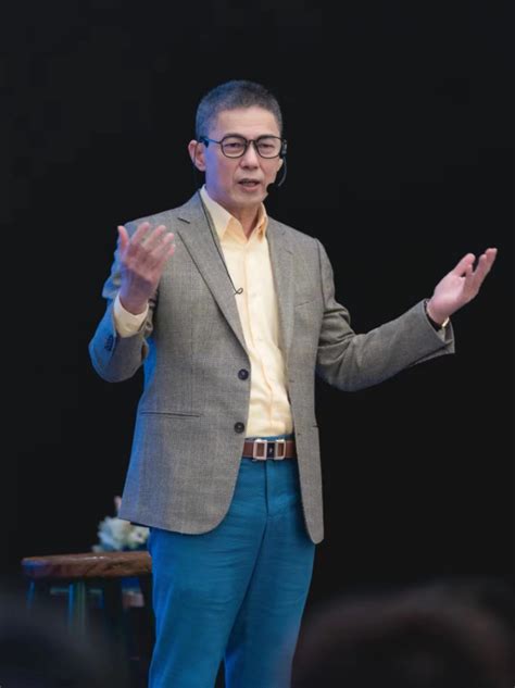 李中莹图片
