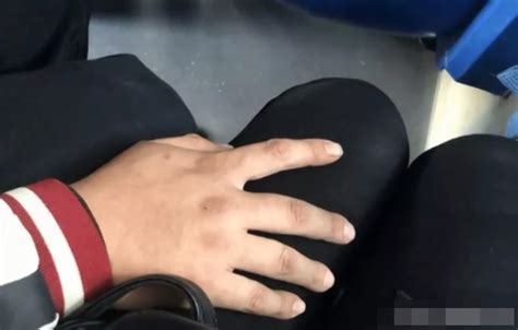 MM摸一摸图片