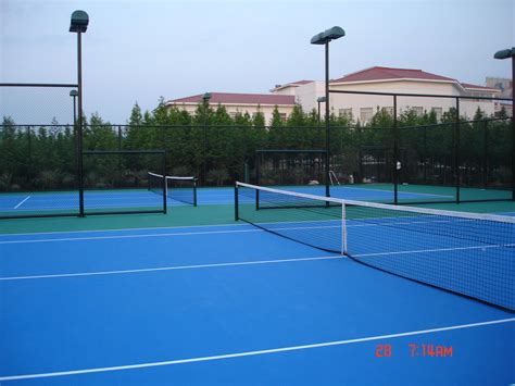 职业网球学院室内网球场崭新面世