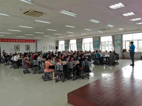 上海初级会计培训班排名前十--中公会计培训
