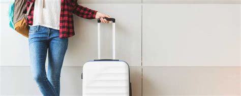 几寸的行李箱可以带上飞机不用托运-行李箱带上飞机的尺寸大小要求-趣丁网
