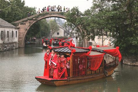 2024水上婚礼是南浔一大亮点，也许这特色的水乡婚礼——就是南浔古镇的唯一_南浔古镇-评论-去哪儿攻略
