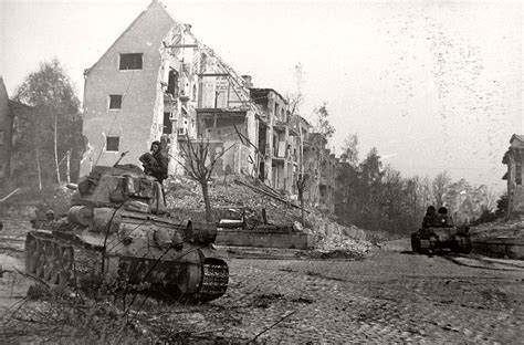 Vintage: historic photos of The Battle of Berlin (1945) | MONOVISIONS ...