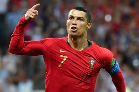 葡萄牙3-3西班牙 C罗3分钟破掉自己纪录，成就历史第一人_体育新闻_海峡网