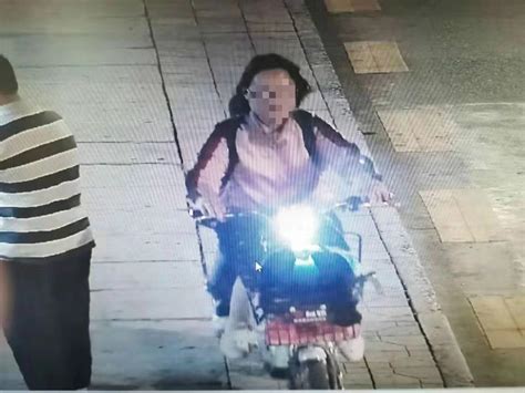 视频：男子贵重物品遗失被人拿走 警方连续9小时视频追踪寻回失物_深圳新闻网