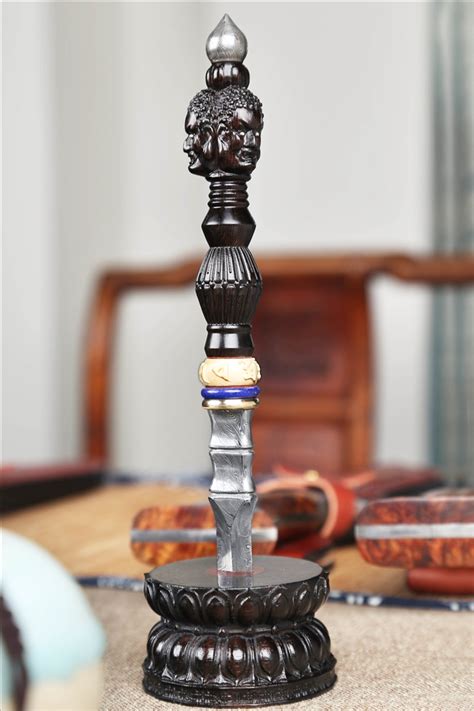 匠人工坊-三只熊刀剑 | 世界各地大马士革刀艺术，那些玩嗨了的花纹钢艺术家