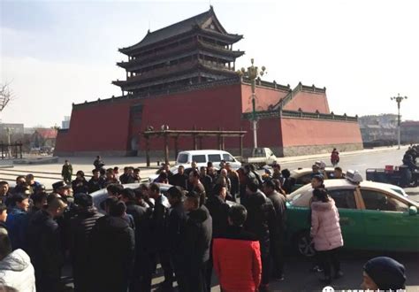 忻州网约车频遭出租车围堵，忻州知名律师这样说...