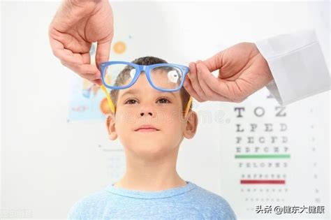 矫正视力是什么意思?_行业资讯_OULE眼镜网