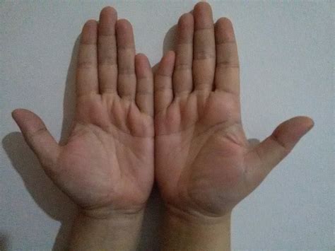 左手无名指有痣的女人代表什么意思（一分钟看懂女人左手无名指有痣全图解）-紫微星座网