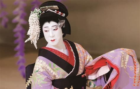 日本歌舞伎不仅世袭而且还有专属家纹 | 日本传统|市川染五郎|歌舞伎|中村勘太郎_新浪新闻