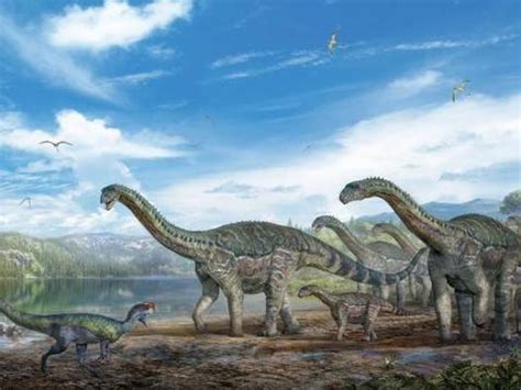 恐龙脖子那么长，到底哪种恐龙的脖子最长？|新疆_新浪新闻