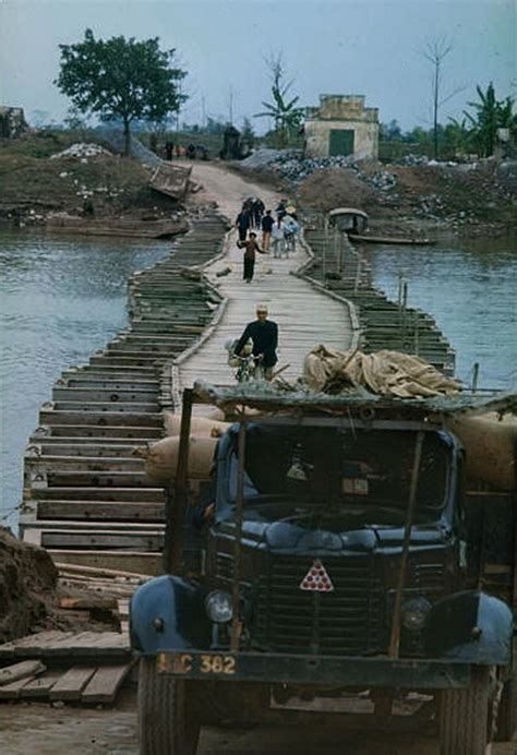 老照片：七十年代越南战役中的西贡 - 派谷照片修复翻新上色