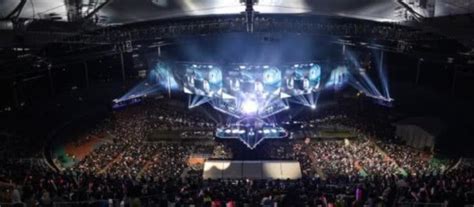 拳头官方公布S8总决赛观赛数据 独立观众9960万创纪录_荔枝网新闻