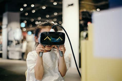 科技人像虚拟人工智能创意合成VR摄影图配图高清摄影大图-千库网