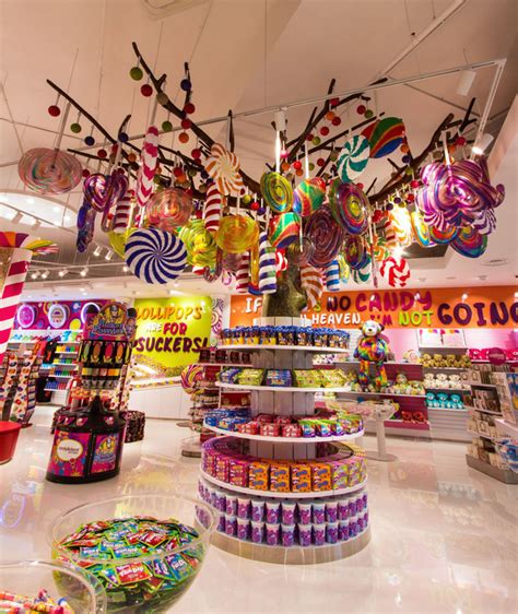 Candylicious糖果店设计 – 米尚丽零售设计网-店面设计丨办公室设计丨餐厅设计丨SI设计丨VI设计