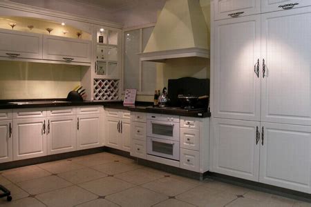 厨房吊柜一般多高 怎样设计既方便收纳性又强 - 设计潮流 - 装一网