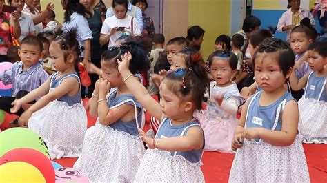 开场舞《欢庆六一》幼儿园 儿童节_腾讯视频