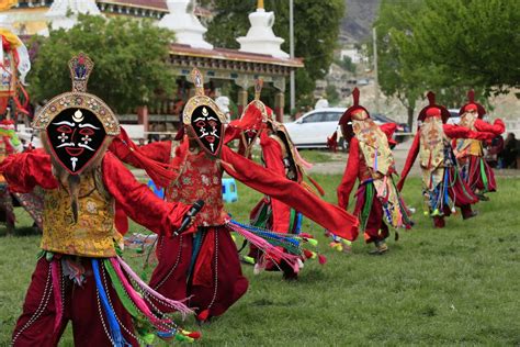 藏家民俗|他们的万圣日 我们的降神节_荔枝网新闻