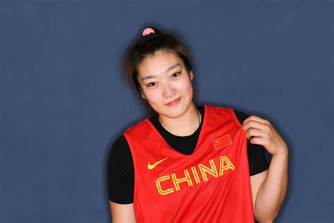 2022女篮世界杯今日开赛，沈阳球员李梦将成为进攻“尖刀”|中国女篮|世界杯|李梦_新浪新闻