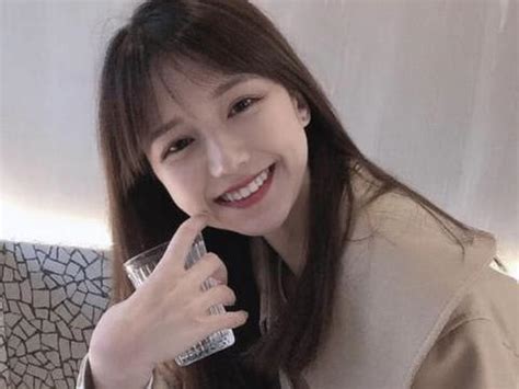 憨憨的头像 甜美女生