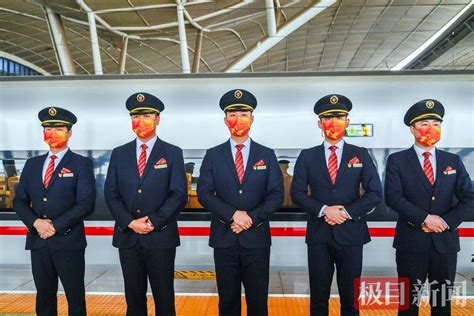 武汉铁路客运重启进行时！_中国发展门户网－国家发展门户