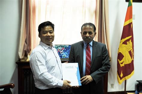 《斯里兰卡国家地理遥感分析》赠书仪式在斯里兰卡驻华大使馆举行--中国科学院空天信息创新研究院